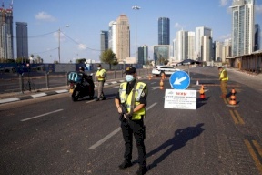 نتنياهو يعتزم تمديد الإغلاق الشامل لمدة شهر