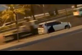 فيديو فتاة سعودية تصلي بالشارع يثير ضجة.. ووالدها يُعلق