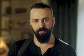 كيف رد تيم حسن على وصف "الهيبة" بمسلسل "الزعرنة والتشبيح"؟