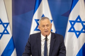 غانتس لا ينوي فرط عقد ائتلاف الحكومة الإسرائيلية