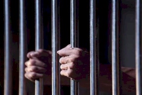 القبض على رجل صور 58 فيديو لسيدات أقام معهن علاقات جنسية