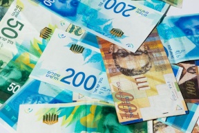 هل طلبت السلطة من قطر التوسط لدى "إسرائيل" في قضية أموال المقاصة؟