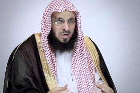 الداعية عائض"القرني" يتغزل ببندر بن سلطان بعد مهاجمته القيادة الفلسطينية