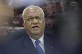 مكتب عريقات ينفي أنباء نقله للعلاج بالأردن