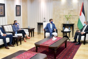 الاتحاد الأوروبي يؤكد مجدداً: لا ننوي وقف دعم السلطة 