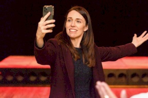 انتخابات نيوزيلندا: "جاسندريلا" و"الساحقة" امرأتان تتنافسان على الزعامة