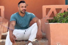 صور: محمد عطية يفاجئ الجميع بارتباطه بهذه المذيعة