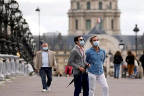 فرنسا: حصيلة غير مسبوقة بإصابات كورونا
