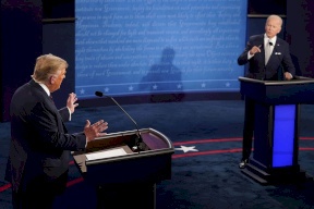 ترامب وبايدن.. منافسة شرسة في الولايات الحاسمة