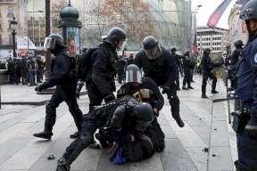 بذريعة مكافحة "الكراهية": فرنسا تواصل الاعتقالات وتستهدف 51 جمعية إسلامية