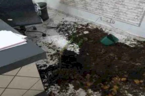  ليبي يقتحم السفارة الفلسطينية بنواكشوط لحرقها! 