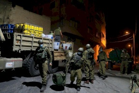 الاحتلال يغلق غرفة الأسير نظمي أبو بكر بالإسمنت المسلح