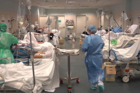 تسونامي كورونا يضرب مشافي أوروبا المهددة بالانهيار