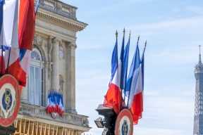 بعد رسومات النبي- فرنسا تطالب الدول الإسلامية بعدم مقاطعة منتجاتها