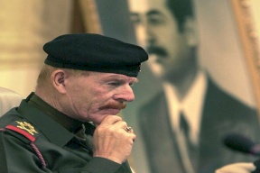 وفاة عزت الدوري.. نائب صدام حسين وظله