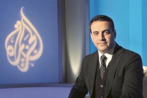 شاهد- مذيع الجزيرة المسيحي يغرد: محمد صلى الله عليه وسلم