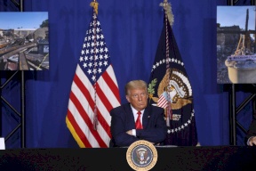 من عطّل موقع حملة ترامب الانتخابية؟