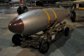 بحجة "التفوق".. إسرائيل قد تحصل على أقوى القنابل الأمريكية