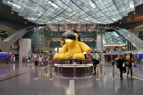 "تفاصيل صادمة".. العثور على طفلة حديثة الولادة بمطار الدوحة