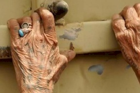 الهند.. اغتصاب جماعي لعجوز تبلغ 90 عاماً