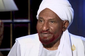 لماذا دُفع السودان باتجاه التطبيع؟ المهدي يذكر 5 أسباب
