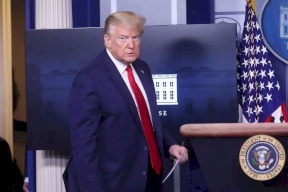 هل جُنَّ؟ .. ترامب يطلب وقف فرز الأصوات وشيء غريب آخر!