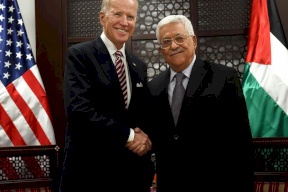 صحيفة عبرية: بايدن سيعيد القضية الفلسطينية إلى جدول الأعمال