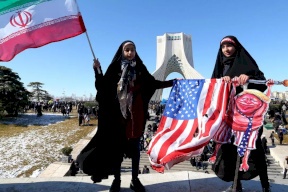 إيران تحتفي بخسارة "الجبان" وليس فوز بايدن!