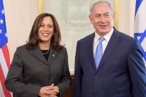 ما هي علاقة نائبة بايدن باسرائيل؟