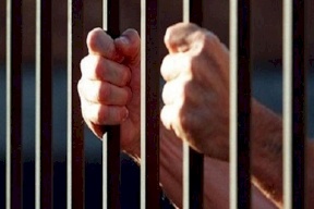 جريمة هزت البلاد..أم سورية تنهي حياة ابنتها المطلقة بـ”شاكوش” خوفاً على شرفها !