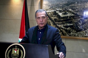 الرئاسة ترد على غانتس: نعود للمفاوضات على أساس الشرعية الدولية