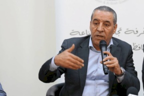 لماذا غرّد حسين الشيخ بصورة لعلم باكستان؟