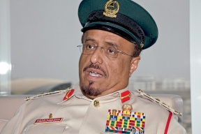 بعدما هاجمه في حياته... ماذا قال ضاحي خلفان في وفاة القيادي الفلسطيني صائب عريقات ؟