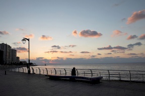 لبنان.. بدء الإقفال التام للحد من تفشي كورونا