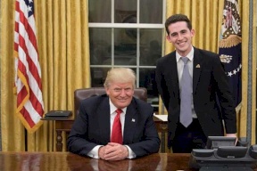 وفد امريكي يرافق الوفد البحريني في طريقهم لتل أبيب