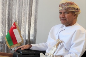 في عيدها الوطني الخمسين..سلطنة عمان تؤكد وتشدد على العلاقة التاريخية مع دولة فلسطين