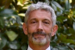 القنصل العام الفرنسيّ في المغرب "أقدم على الانتحار"