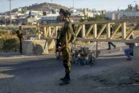 الاحتلال يغلق المدخل الغربي لحوسان غرب بيت لحم