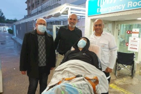 ماهر الأخرس ينال حريته التي انتزعها بالإضراب 