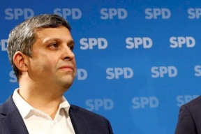 فلسطيني من نابلس يفوز برئاسة الحزب الاشتراكي في برلين