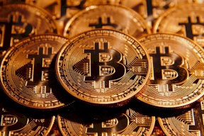 البيتكوين تعود إلى الصعود متجاوزة 28 ألف دولار