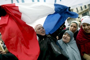 المحجبات يهربن من "عنصرية" فرنسا ضدهن إلى بريطانيا