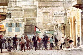 33 عاما على انتفاضة الحجارة الفلسطينية
