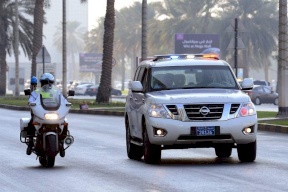 مشاجرة دامية بين مراهقين في دبي.. قطع يد عن طريق الخطأ !