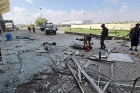 حصيلة أولية.. 13 قتيلا و65 جريحا بانفجارات مطار عدن