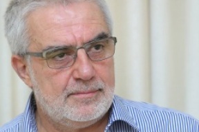 عن زمن اليأس والعدل بطعم الخل