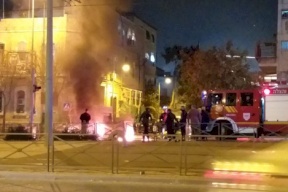 مستوطنون يهاجمون مركبات المقدسيين في المصرارة
