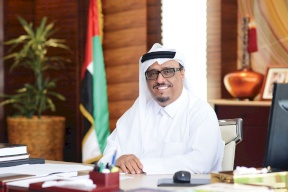 "خواطر يهودية".. مسؤول إماراتي يشيد بـ "أخلاق" اليهود ويثير جدلاً على تويتر