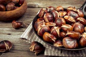 يحمي من فقر الدم ويخفض الكولسترول… فوائد الكستناء