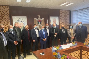 "رجال الأعمال" يطالب اشتية بوقف الإغلاق وفتح الأسواق